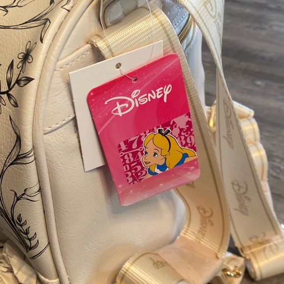 NWT DISNEY Alice In Wonderland Backpack Bag - Picture 4 of 8